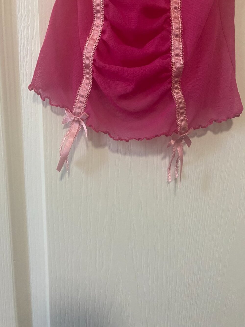 Vintage Y2K Victoria's Secret Pink Mesh Ruffle Cami Top with Bows Coquette M - Picture 3 of 6